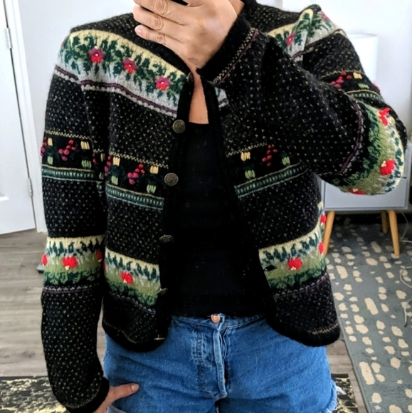 Vintage Sweaters - Vintage 90s y2k Tally Ho Fair Isle Icelandic Apres Floral Wool Cardigan Sweater